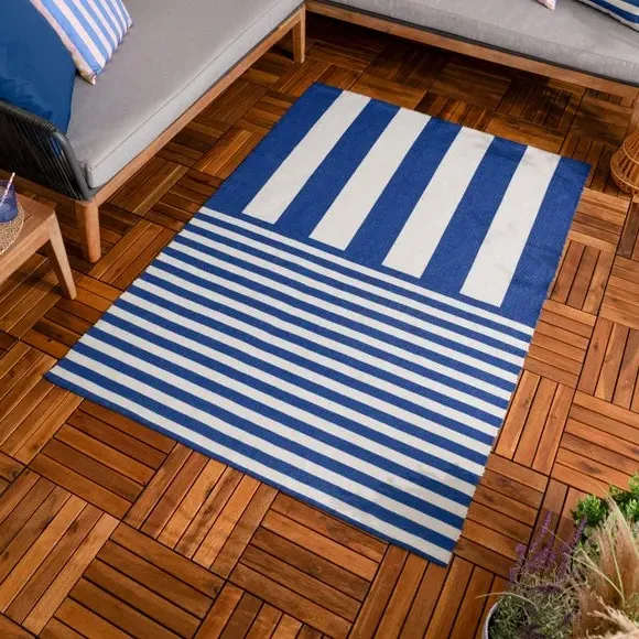 Striped Indoor Outdoor Rug - Blue, Polyester