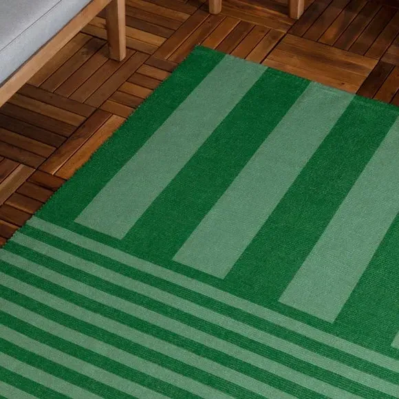 Striped Indoor Outdoor Rug - Green, Polyester