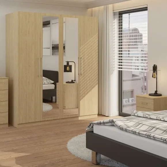 4-Door Wardrobe with Adjustable Storage - Oak
