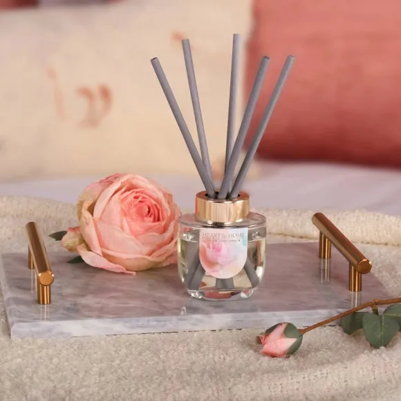 Reed Diffuser Tea Rose & Vanilla - Clear Glass image