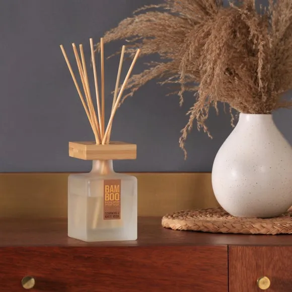 Reed Diffuser with Rattan Reeds - Clear, Glass image