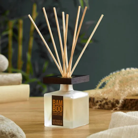 Reed Diffuser with Rattan Sticks - Clear Glass image