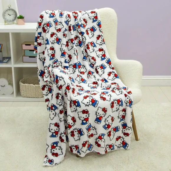Fleece Blanket with Character Design - White