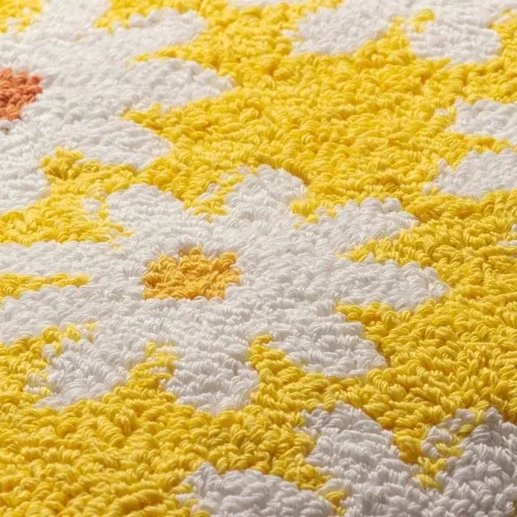 Daisy Cushion - Yellow, Cotton Blend