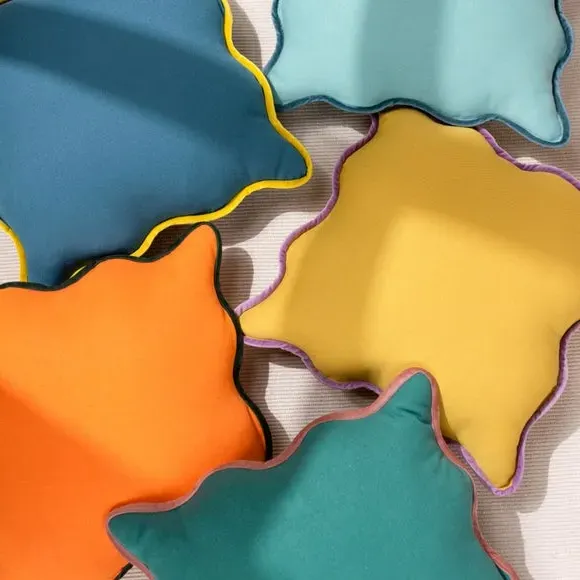 Reversible Cushion with Wiggle Design - Mineral
