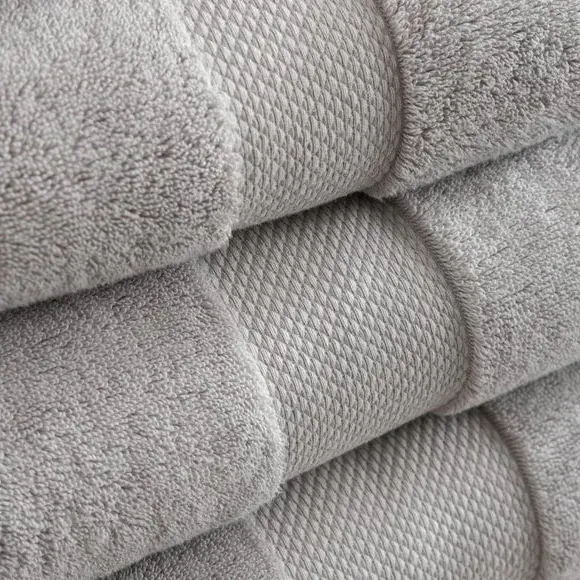 Cotton Viscose Towel 700 GSM - Silver