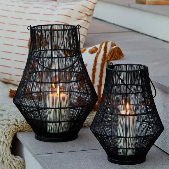 Curve Wirework Lantern with Handle - Black, Metal image