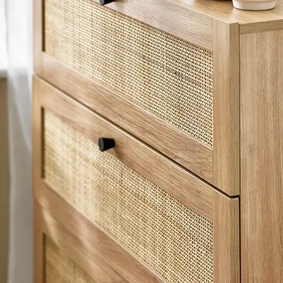 3-Drawer Chest with Rattan Details - Oak