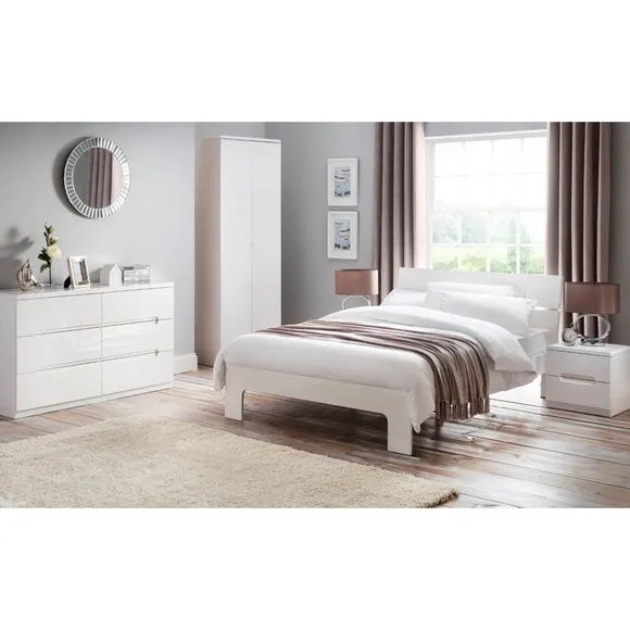 3-Drawer Chest with Recessed Handles - White