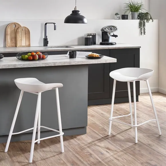 Set of 2 Bar Stools with Curved Design - White, Metal image