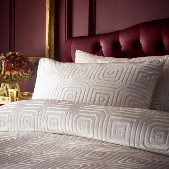 Duvet Cover Set with Fringe Detail - Cream