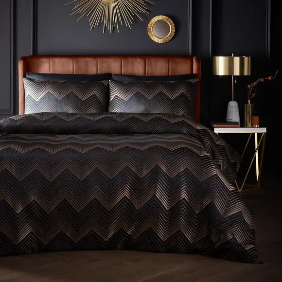 Duvet Cover Set with Jacquard Design - Black