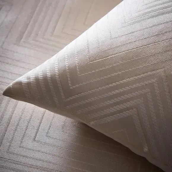 Duvet Cover Set with Jacquard Design - Cream