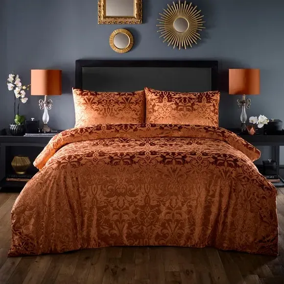 Duvet Cover Set with Pillowcases - Red, Velvet image