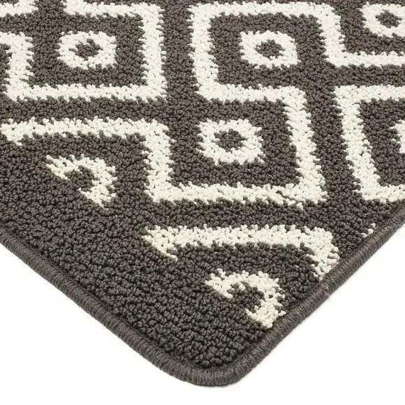 Diamond Pattern Runner Mat - Grey, Recycled