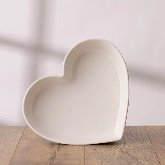 Heart Baker Dish - Cream, Stoneware