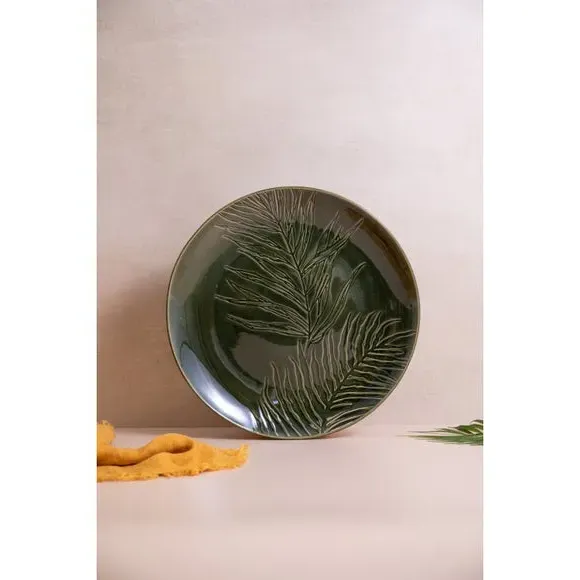 Round Serving Platter with Leaf Texture - Green image