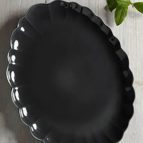 Scallop Serving Platter - Grey, Stoneware
