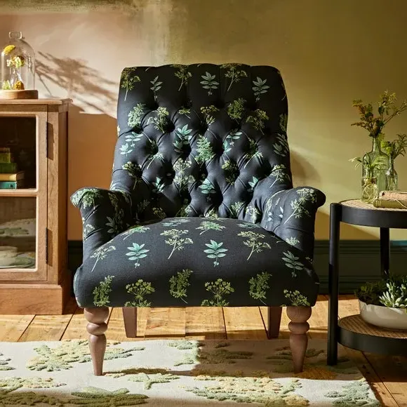 Armchair with Tufted Back - Green, Fabric