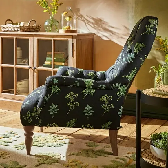 Armchair with Tufted Back - Green, Fabric