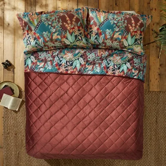 King Size Quilted Bedspread - Burgundy, Polyester image