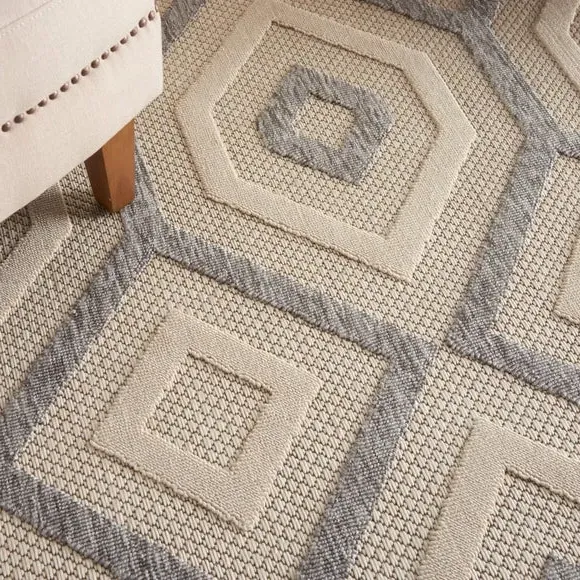 Diamond Pattern Indoor Outdoor Rug - Cream