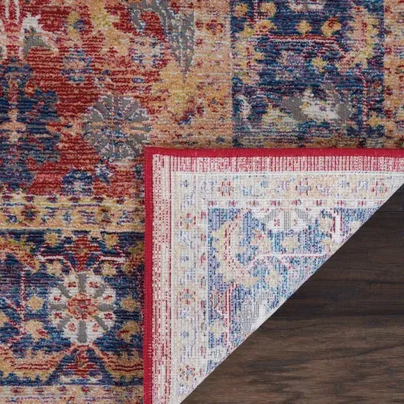 Traditional Area Rug with High-Low Pile - Red