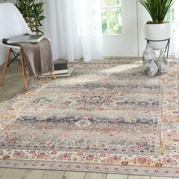 Traditional Area Rug with Star Medallion - Grey