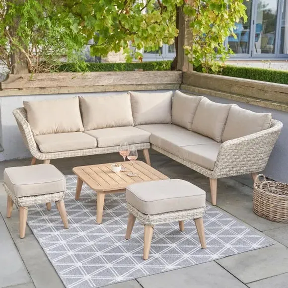 Corner Seating Set with Table - Natural, Rattan image