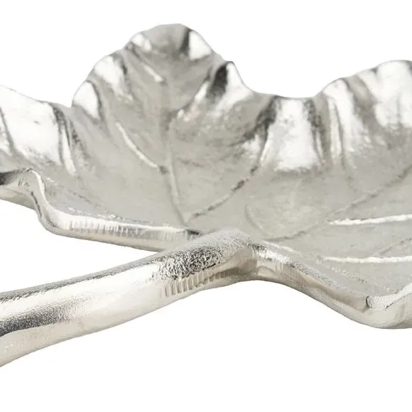 Oak Leaf Bowl - Silver, Cast Aluminium