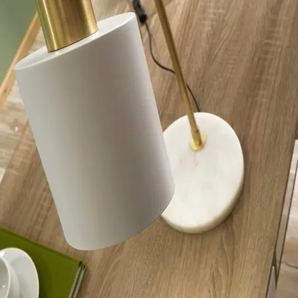Retro Table Lamp with Pivoting Head - White, Marble