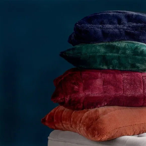 Filled Cushion with Faux Fur - Ruby, Polyester