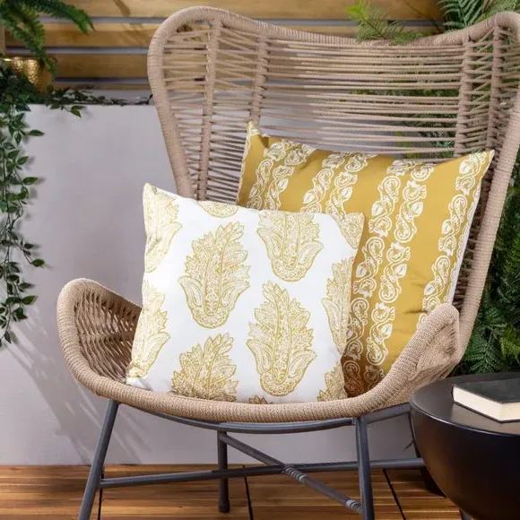 Outdoor Cushion with Paisley Design - Yellow