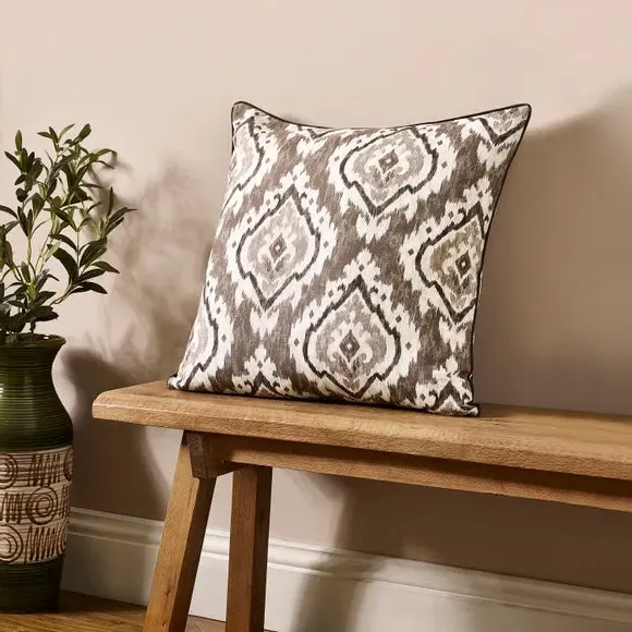 Suri Cushion with Zip Closure - Natural image