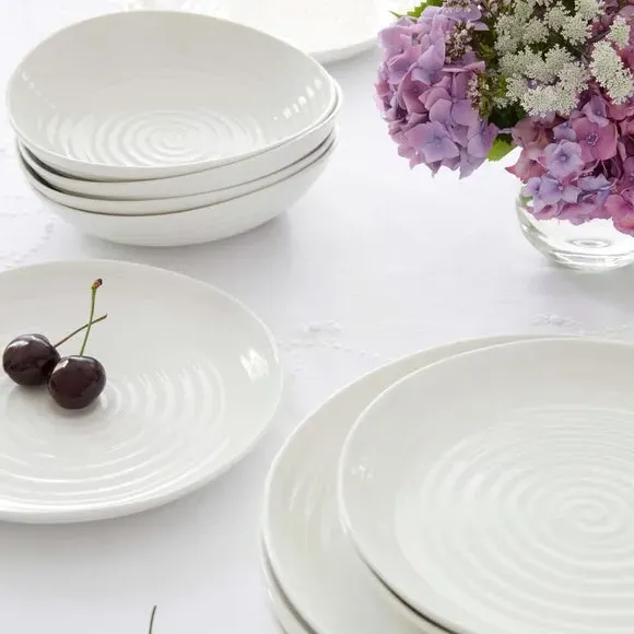 Set of 4 Coupe Plates - White, Porcelain