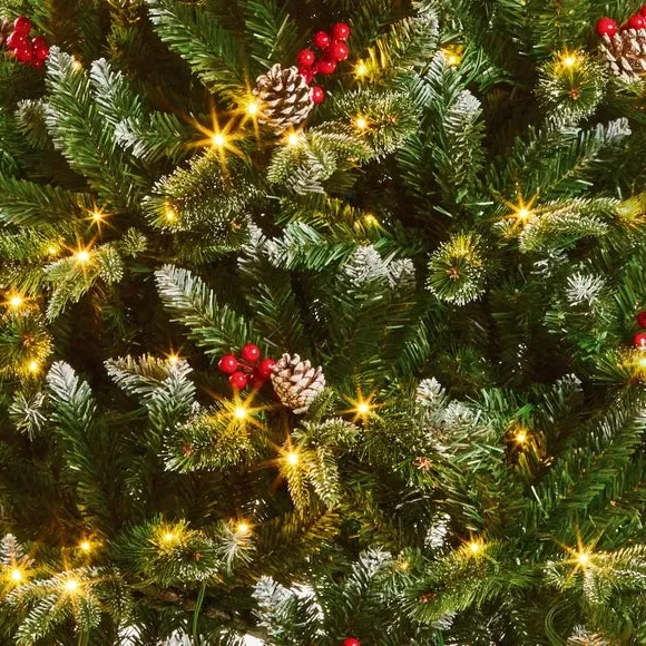 6ft Pre-Lit Christmas Tree - Green, 280 LEDs