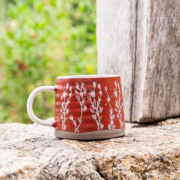 Set of 2 Mugs with Thyme Design - Red, Stoneware image