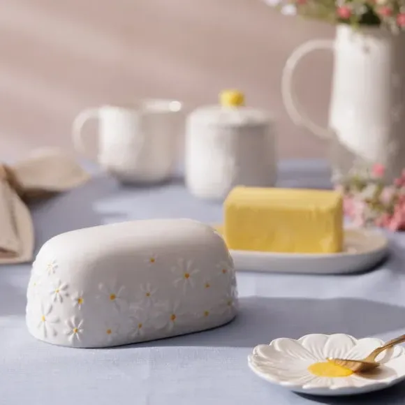 Butter Dish with Daisy Design - White, Ceramic image