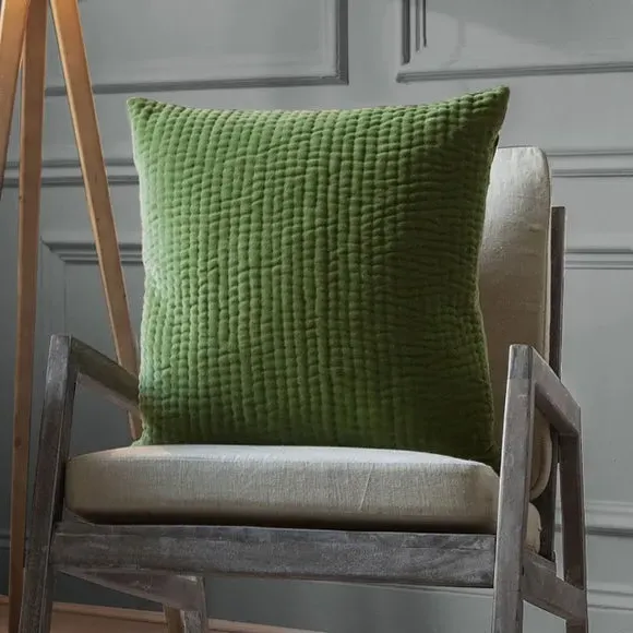 Quilted Cushion with Velvet Texture - Grass, Cotton