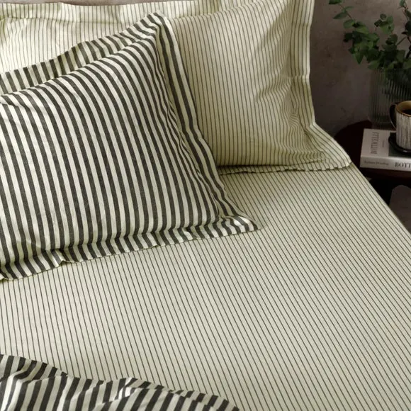 Striped Fitted Sheet - Black, Cotton image