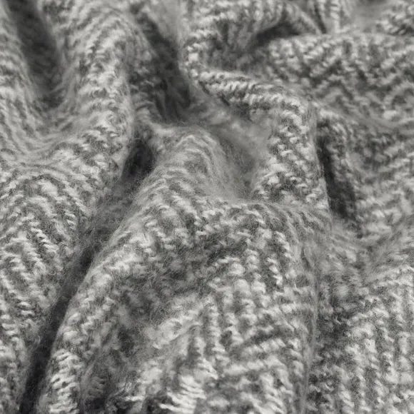 Throw Blanket with Tassels - Grey, Acrylic