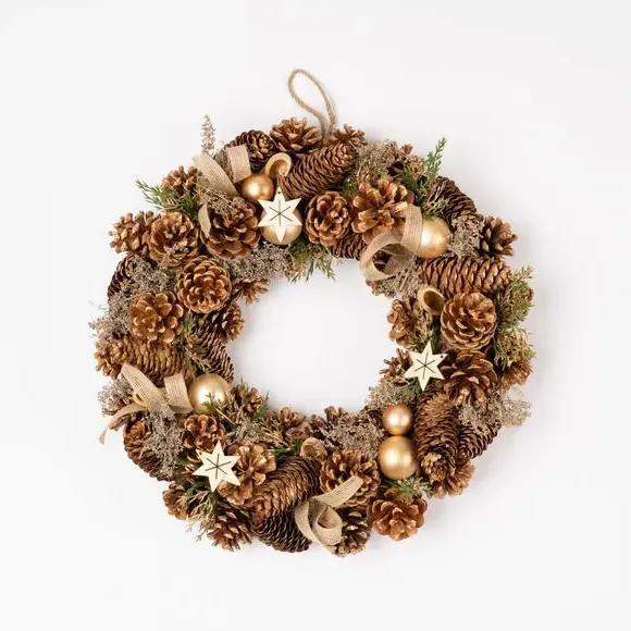 41cm Artificial Wreath with Stars & Ornaments - Gold