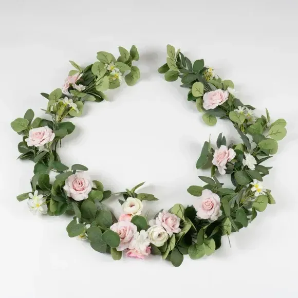 Artificial Rose Garland Vintage Style - Pink