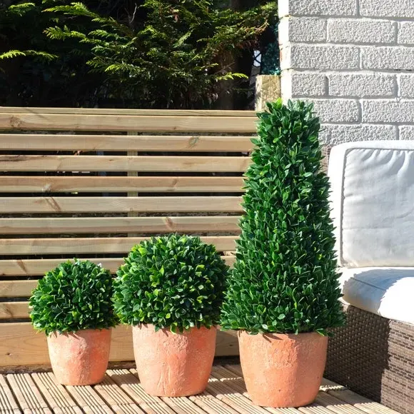 Artificial Topiary Ball with Pot - Green, Terracotta