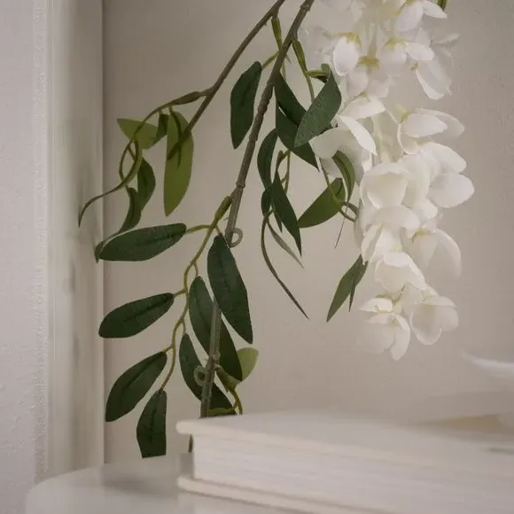 Artificial Wisteria Garland - White