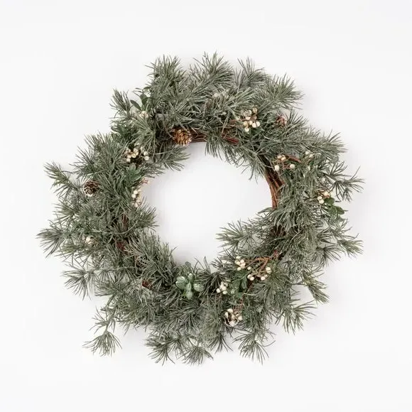 Light Up Wreath with LED - Green, Artificial