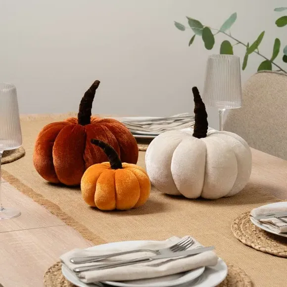 Set of 3 Pumpkin Ornaments - Orange, Velvet image