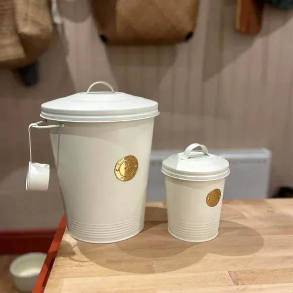 Set of 2 Storage Tins with Sealed Lids - Cream