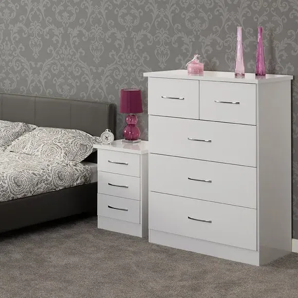 5 Drawer Chest - White, Oak Veneer
