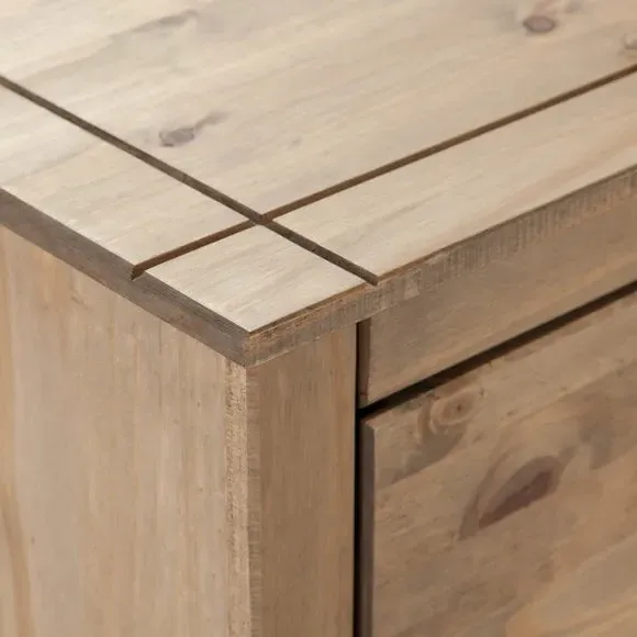 6-Drawer Chest with Black Handles - Pine